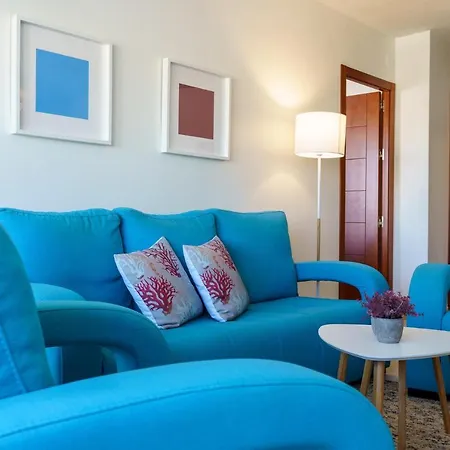 公寓 Malagasuite Carihuela Seaviews 托雷莫利诺斯