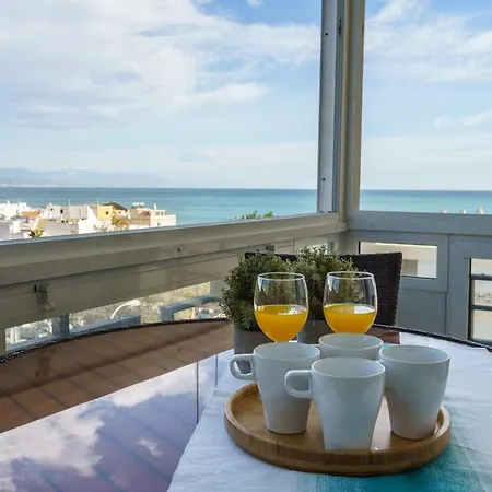 Malagasuite Carihuela Seaviews Appartamento *